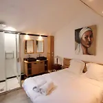 Jolie Appartement Avec Veranda Proche De La Place Des Lices