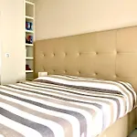 Chantal Deluxe