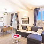 Studio Rue Allard By Interhome