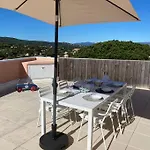 Appartement D\'Exception, Vue Saint-Tropez