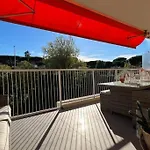 Appt St Tropez ,Magnifique T2, Piscine ,Terrasse, Emplacement Ideal ,Front De Mer,