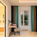 Hotel Byblos Saint-Tropez
