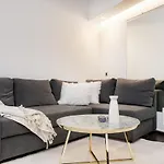Appartement Place Des Lices Avec Parking