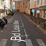 Appartement Place Des Lices Avec Parking