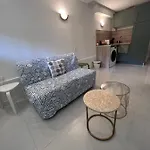 Chez Lovely
