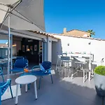 Maison Moderne Avec Piscine Et Tennis