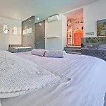 Villa Reninca-10 Personnes-Piscine