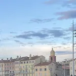 Grand Studio Neuf A 50 M Du Port