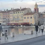Grand Studio Neuf A 50 M Du Port