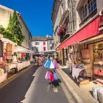 Beautiful Studio In The Heart Of Saint-Tropez