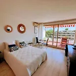 Piscine, Parking, Vue Mer, 23 M2