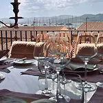Villtak Saint-Tropez By Villtak Collection