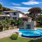 Villa Parra
