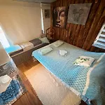 Chambre Privee Dans Villa Provencale