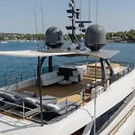 Luxury Yacht Moretti In Saint Tropez