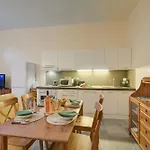 Villa Azzurra Front Beach - Happy Rentals