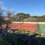 Petite Maison A L Entree De St Tropez