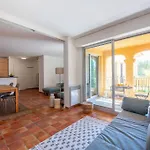 Magnifique Duplex Avec Terrasse Et Piscine