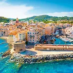 Un Nid A Saint Tropez