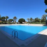 Tropcoq - Au Coeur De St-Tropez - Studio Cabine Pour 2 Personnes