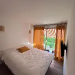Appartement Entierement Renove Dans Le Centre De Saint Tropez