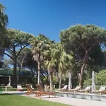 Villa Eton