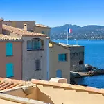 Apartment With Sea View In St Tropez - La Ponche