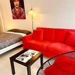 Studio Red Master