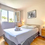 Apartment In The Heart Of St Tropez With Parking
