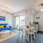 Beautiful Apt With Balcony And Pool Saint Tropez