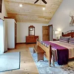 Cozy Villa Berev