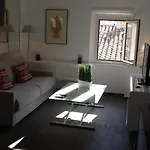 Studio centre ville Saint Tropez
