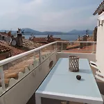 Sur le toit de Saint-Tropez