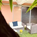 Appartement Ideal Famille , Jardin, Cuisine Equipee , Wi-Fi