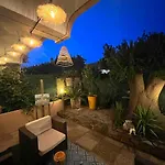 Appartement Ideal Famille , Jardin, Cuisine Equipee , Wi-Fi