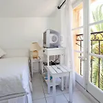 Maison Jolie