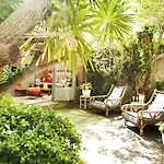 Maison Jolie