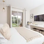 Studios 10 & 11 By Hotel Des Lices