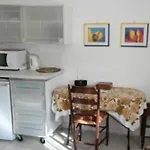 Studette In Saint-Tropez, With Wonderful Park View And Pool Access - 8