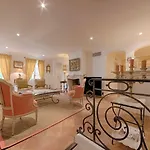 Maison Des Bouchonniers