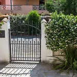 Charmante Petite Maison A L\'Entree De Saint Tropez