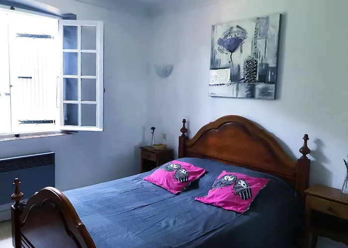 Chambre Privée dans Villa Provençale
