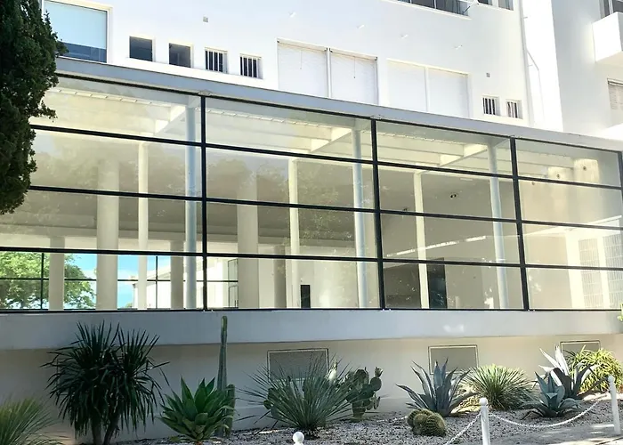 Elegant Studio Et Parking Dans Batiment Historique