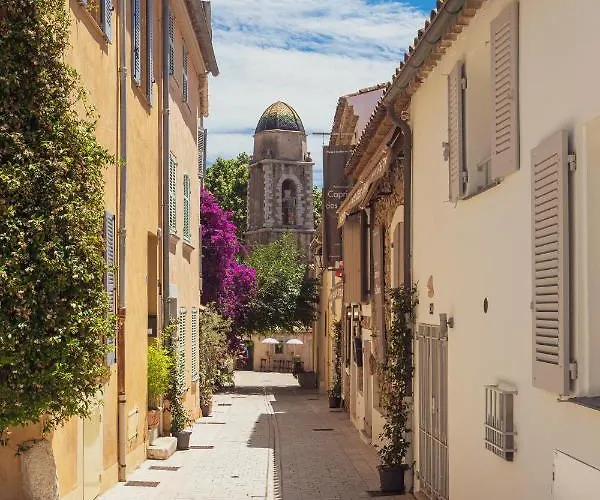 Rare: 110M² Climatises Avec Terrasse. 2 Chambres