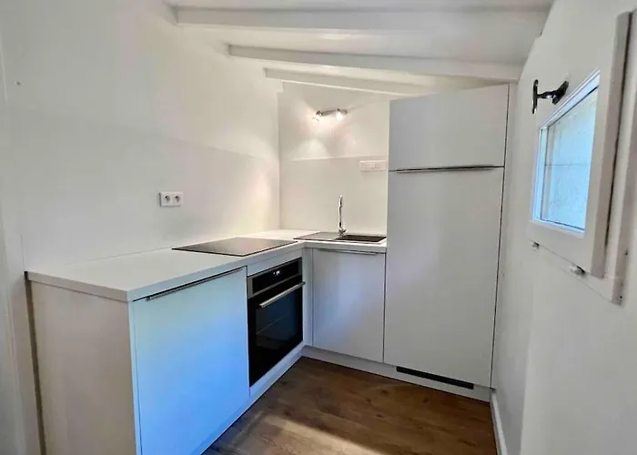 Jolie Maison - Place Des Lices A 350M