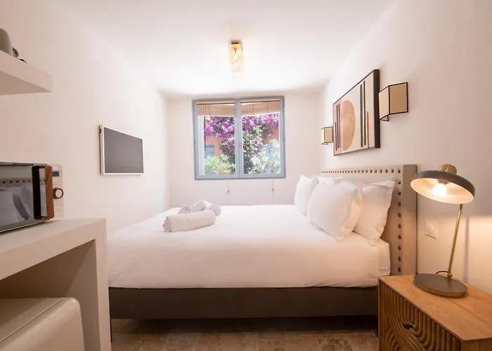 Pick A Flat\'S Apartments In Saint-Tropez - Rue Des Bouchonniers