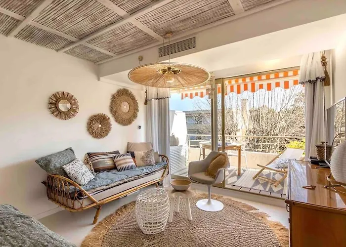 Junior Suite Saint-Tropez, Renove 2023, Plein Centre, Piscine, Climatise!
