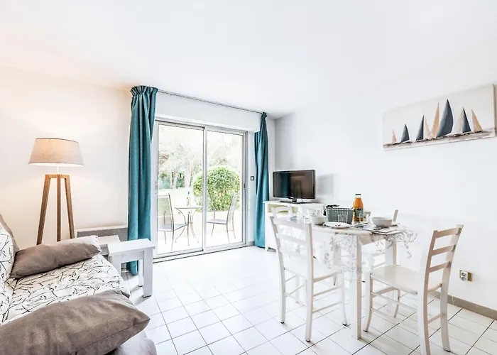 Apartment Caesar Domus-4 By Interhome