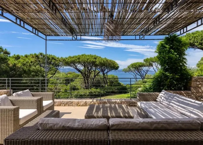 Villa Parra