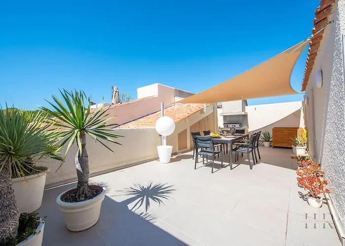 Magnifique Duplex Avec Terrasse Et Piscine